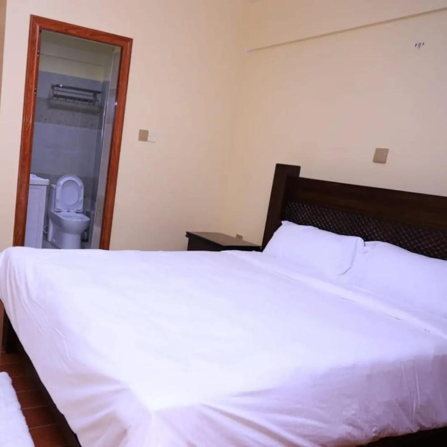 Lux Suites Laikipia Road Apartments ナイロビ エクステリア 写真